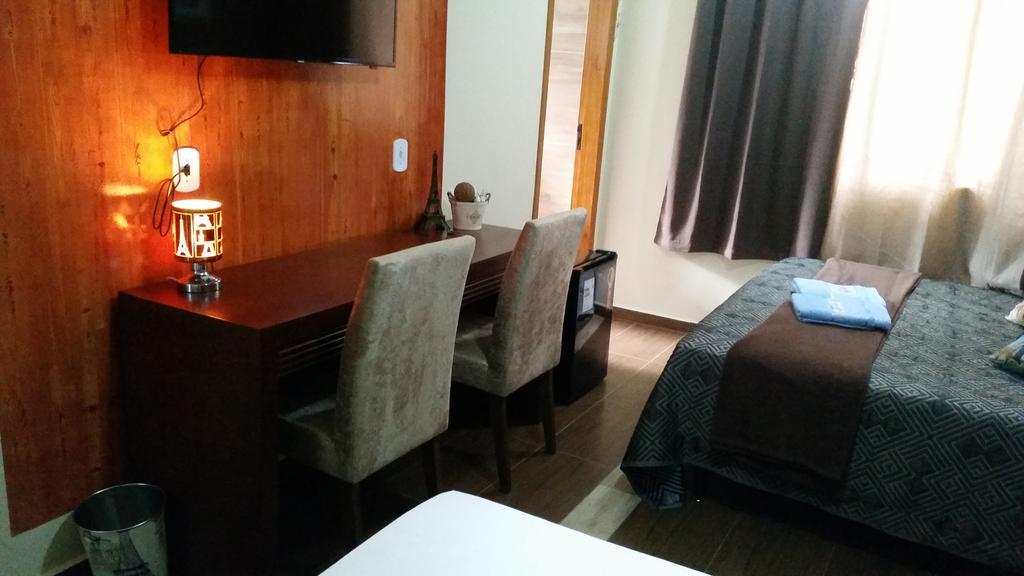 Hotel Buriti イトゥペヴァ エクステリア 写真